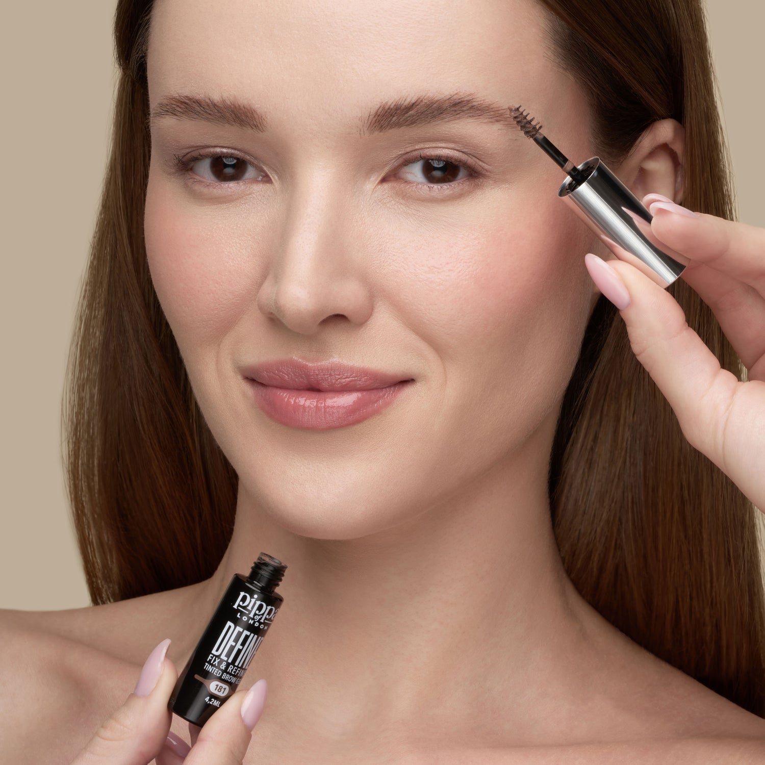 Define Tinted Gel Eyebrow Mascara 181