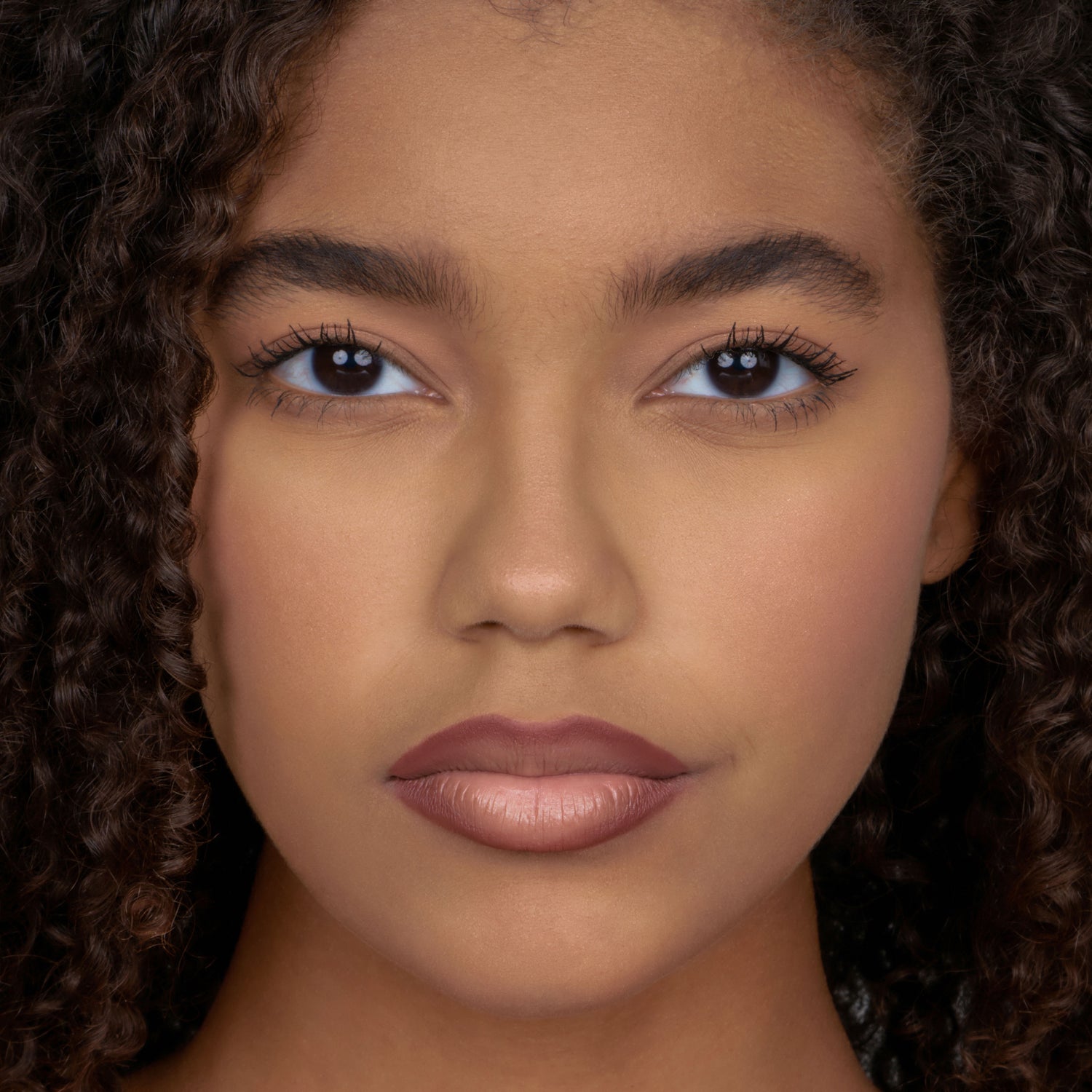 Defining Lip Liner 608 - Alexida