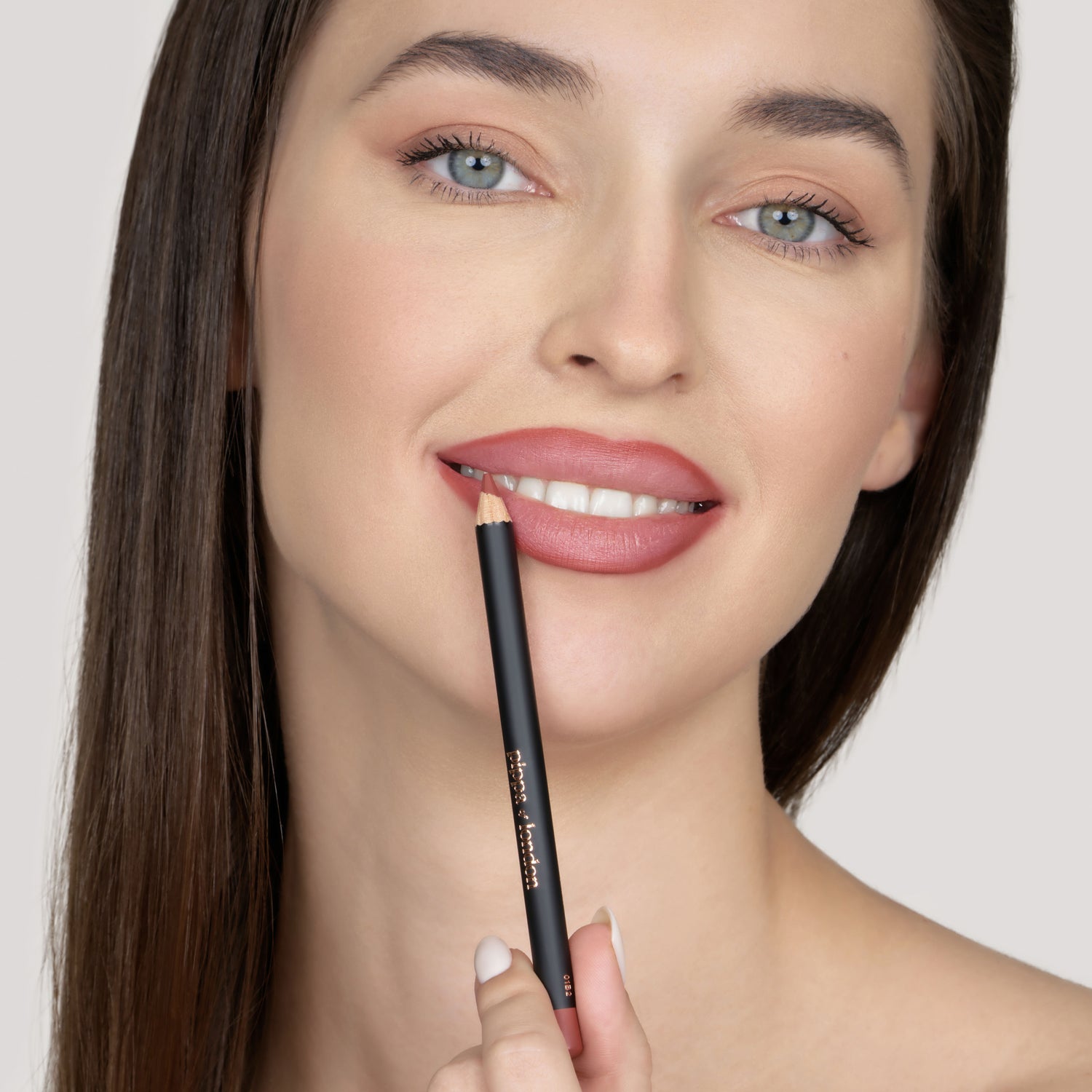 Defining Lip Liner 605 - Asteria