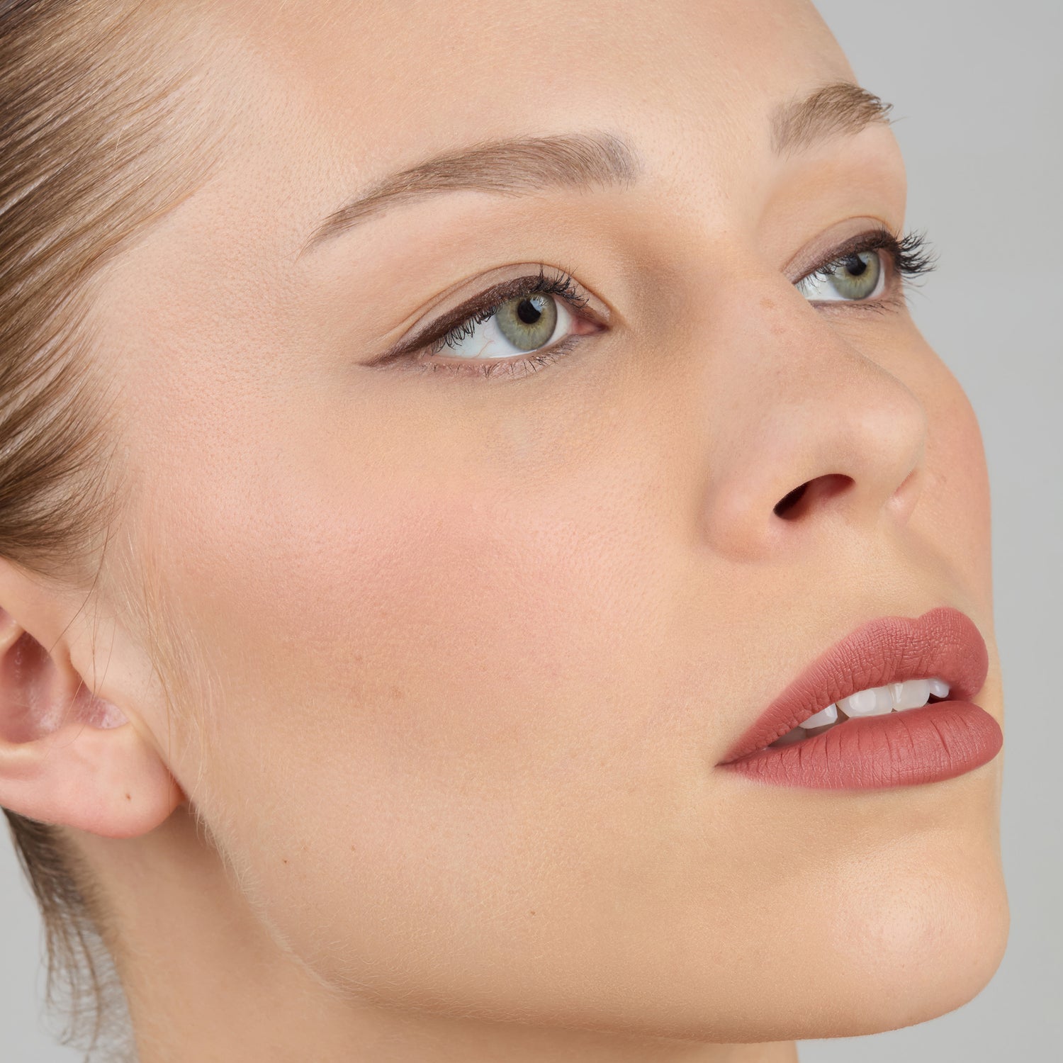 True Kohl Kajal Eyeliner 828 - Espresso