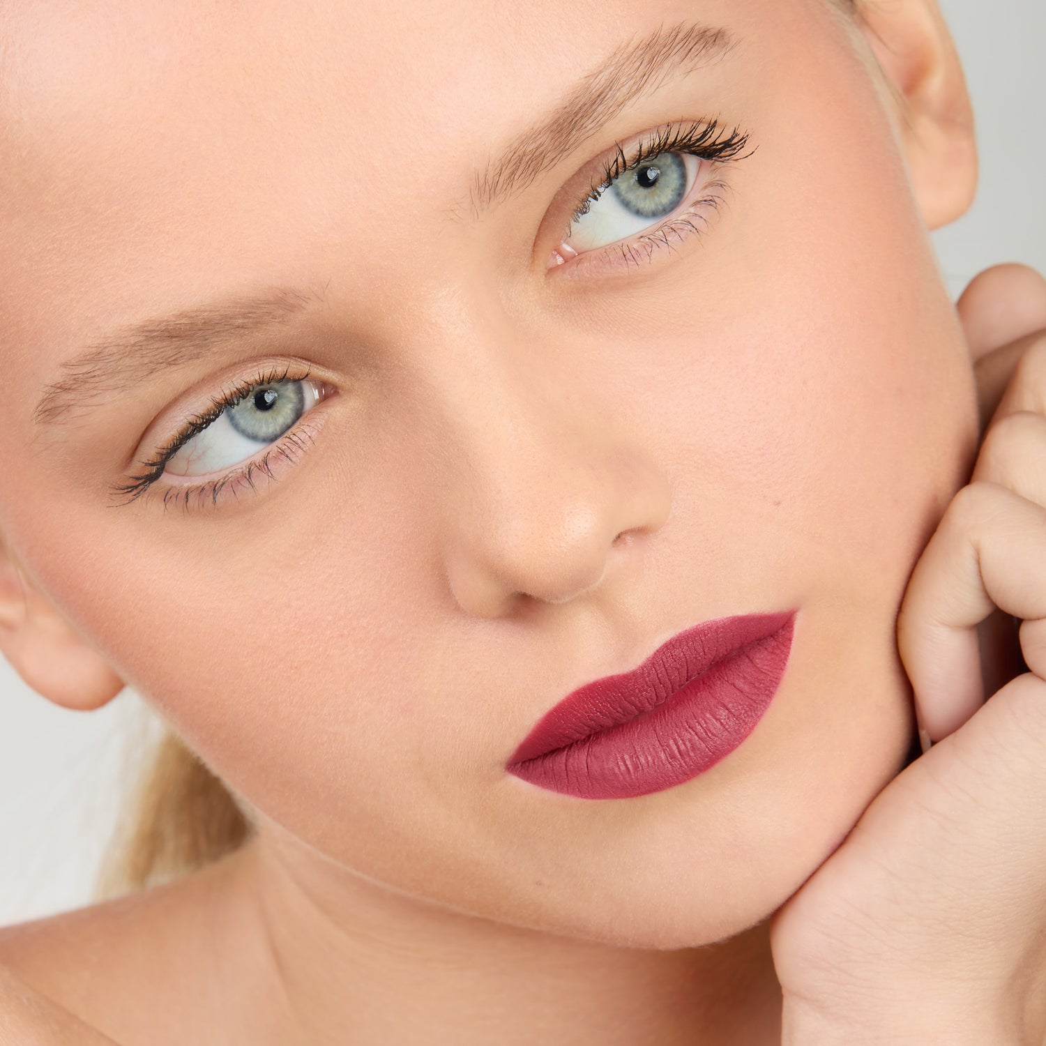 Supermatte Lipstick 408 - AKA